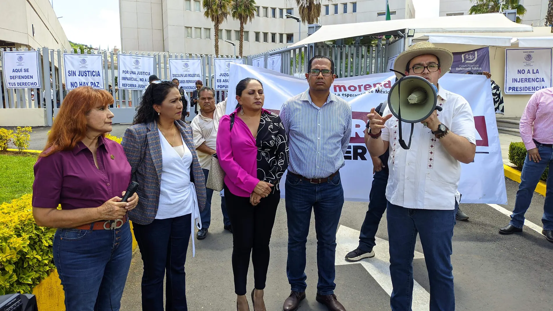 TRABAJADORES DEL PJF SE VAN CONTRA DIPUTADOS FEDERALES ELECTOS